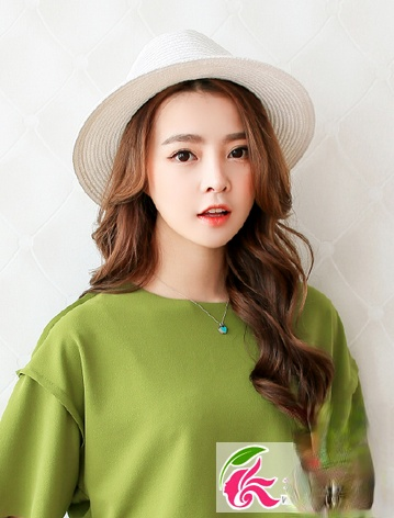 中长发卷什么发型