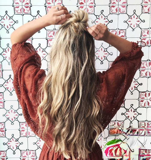 Messy bun,ͷ,,ʱ,Ů