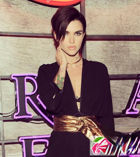Ruby Rose̷