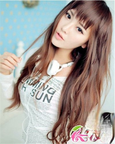 女士最浪漫优雅卷发发型 秋季约会首先