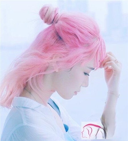 ӣҷɫ