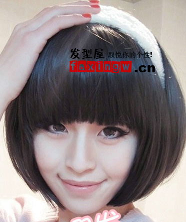 【图】2013最新<em>齐刘海短发发型图片</em>(2)_<em>短发</em>发