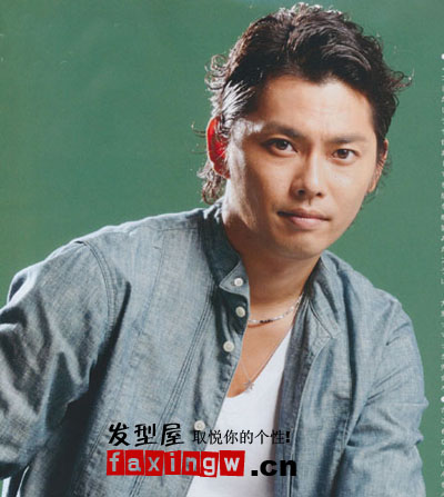 2012日系最新潮男士发型 冬季造型多变时尚