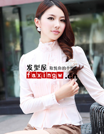 唯美马尾演绎今秋发型之最