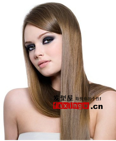 简单快捷护发法 头皮也做SPA