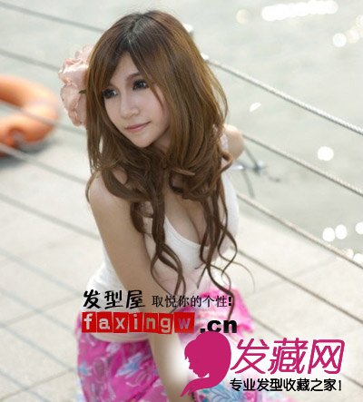 大猫张沫凡长发做美丽性感女生