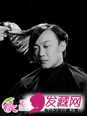 不对称长短发型