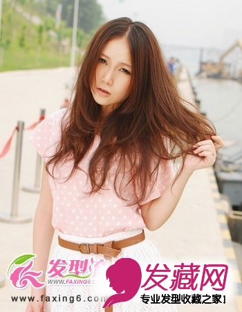 闪亮五月的女生中长发发型