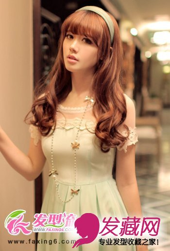 齐刘海卷发发型