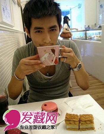 【图】<em>男生短发发型</em> <em>2012男生短发发型</em>(5)_男