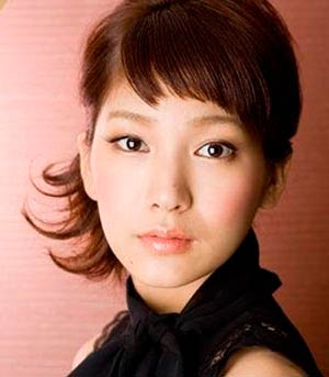 十款OL盘发应对各种场合