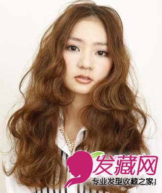 �ٴ�Ů������ ���շ����ص����ӷ�