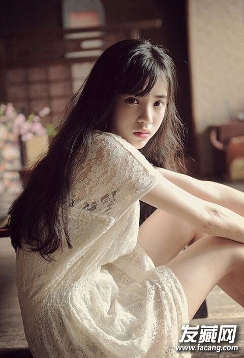 倒三角脸型适合什么发型6