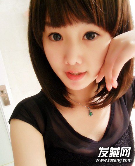 好看女学生波波头图片一