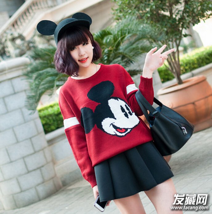 齐刘海波波头短发发型图片1