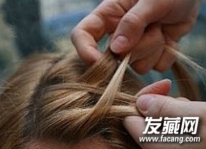 无刘海盘发发型图解2