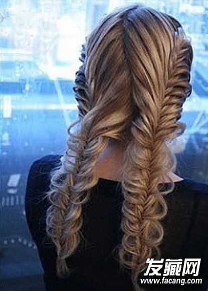 无刘海盘发发型图解10