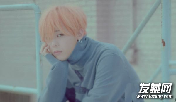 ѧǸͷӵɫ ˲ڲͬ 2015Ⱦ