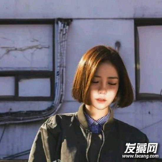 中分&波波头&盘发 十款最显脸小的发型 中分&波波头&盘发 十款最显脸小的发型 最显脸小的发型