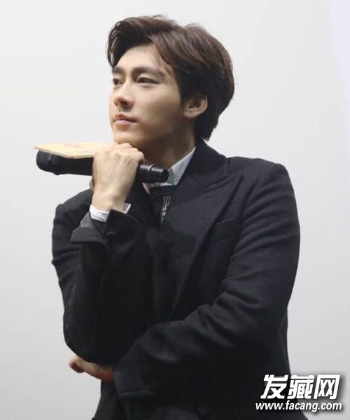 ż׷巢ͼƬ ˧ ׷巢ͽʲô