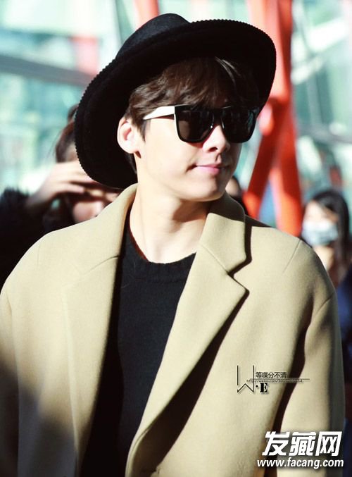 ż׷巢ͼƬ ˧ ׷巢ͽʲô