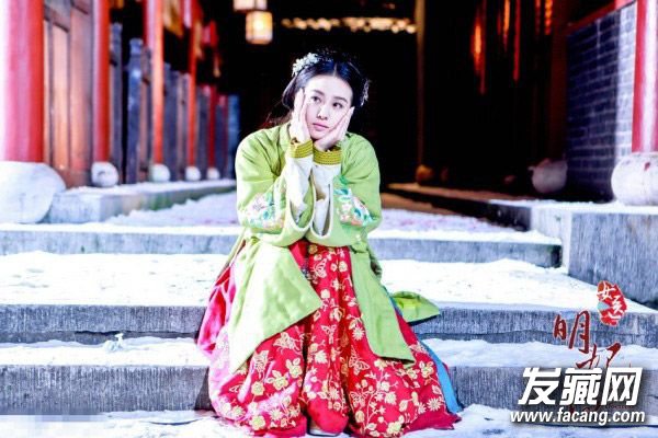 Ůҽ ʫʫǿƻع鷢Ʒʤǰ ʫʫͼƬ