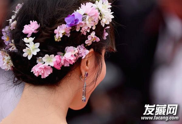 ʢ䷶ǣֽ Ůı෢㶼 ෢