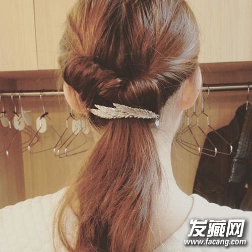 Ů緢ʹ̵ ·עĿ񲻶 ŮͼƬ