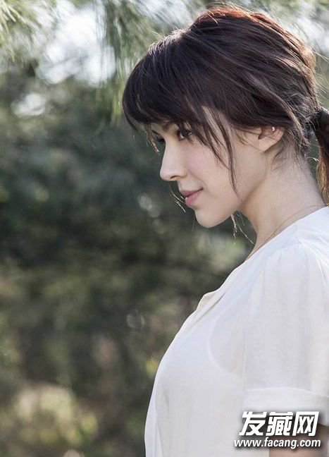 ƤȾʲôɫŮؿķɫ ɫɫ