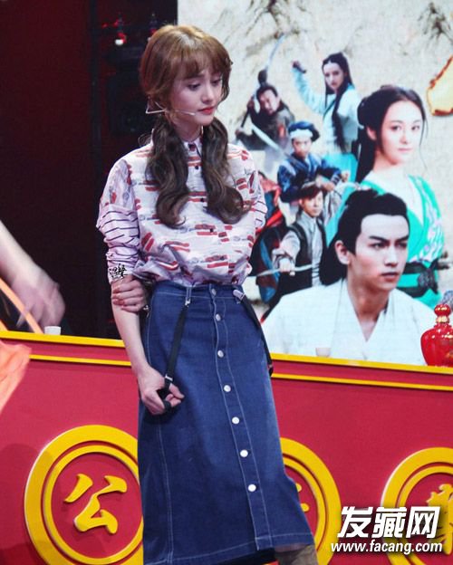 2ӫƴװ֣ˬʫʫС·ͳɴ Ů·