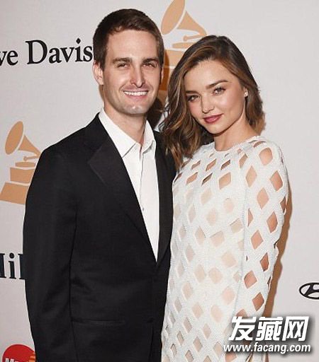 ùù&ɶ  Ǽ̷֮ȫ綼ڽк Ǽ̷