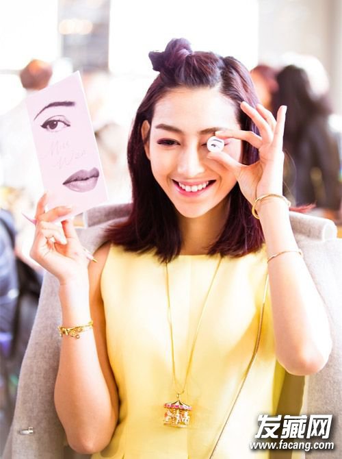 ŮŦԼܣʫʫ־PK˭ ʱװǷ