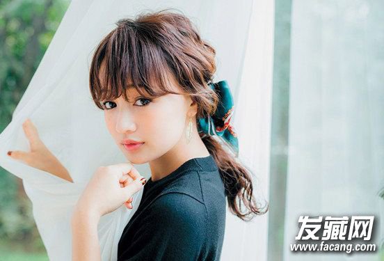 马尾怎么扎好看 4款扎发教程春天超适合 马尾怎么扎好看 4款扎发教程春天超适合 怎么扎好看马尾