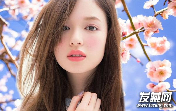 DIY7款少女风盘发 新年回头率不要太高哦 DIY7款少女风盘发 新年回头率不要太高哦 女生盘发教程