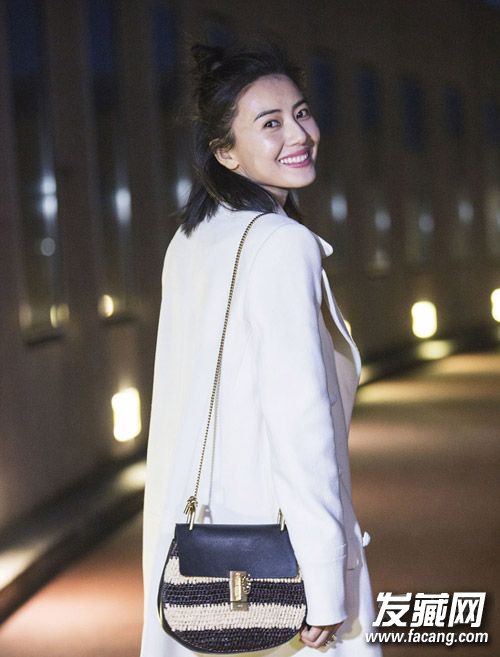 ȥ ʫʫԲԲ緢PK ԲԲʱװ