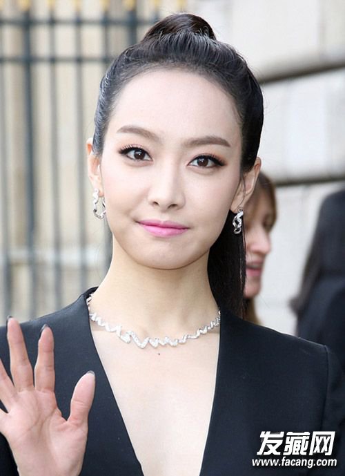 ʱװܲ۵Ķ ŮƵʧ ǿ