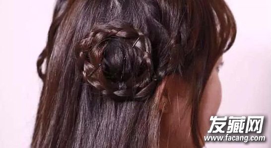 4ʽ෢ 5ɸ㶨Ů ʽ෢