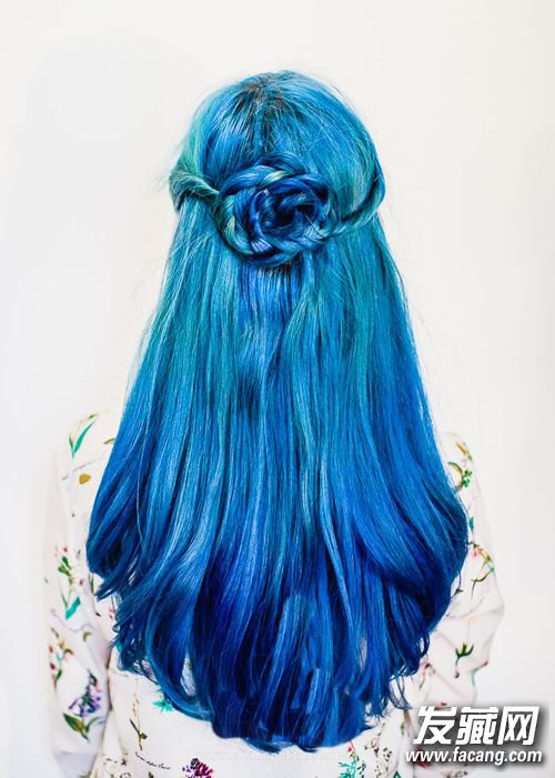 Ư෢ ֳ߻ͷ ෢ͼƬ