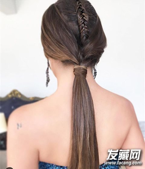 η͹ 12෢look𴺷翼 ʺϵı෢