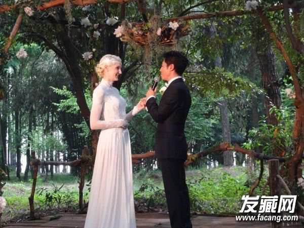 婚礼也适合 双排法式编发盘发教程 婚礼也适合 双排法式编发盘发教程 法式盘发扎法