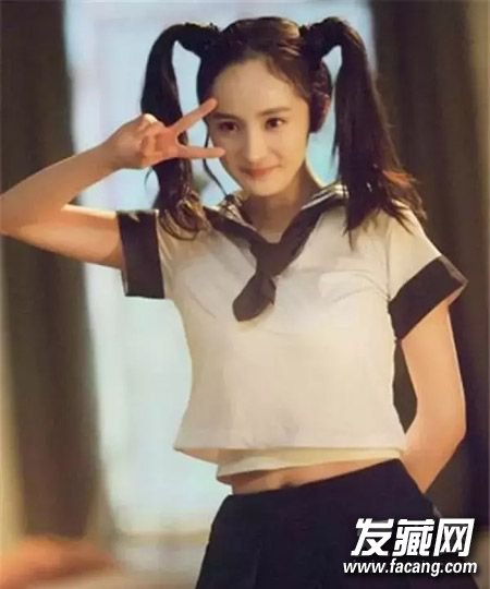 《致青春2》刘亦菲校服照美哭 清纯发型叫板杨幂郑爽 《致青春2》刘亦菲校服照美哭 清纯发型叫板杨幂郑爽 明星校服照