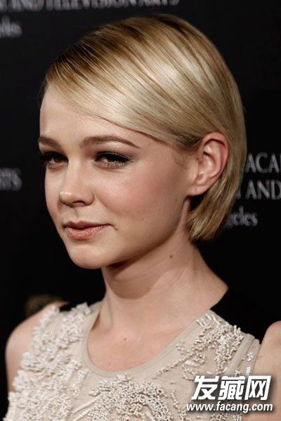 谁剪谁好看!夏季明星清凉又消暑的短发look大盘点 谁剪谁好看!夏季明星清凉又消暑的短发look大盘点 夏季好看的短发女