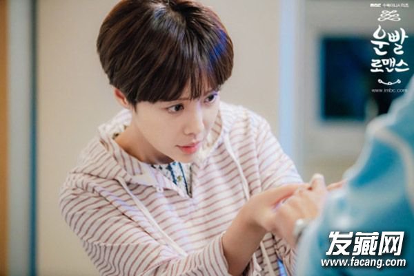 谁说发型不用看脸型!黄静茵示范长脸女生适合的发型 谁说发型不用看脸型!黄静茵示范长脸女生适合的发型 长脸适合的发型女