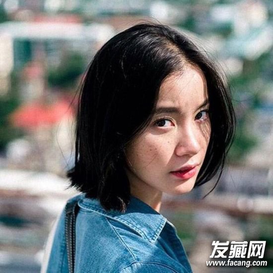 无中分,不夏天 中分短发的时髦秘诀分享 无中分,不夏天 中分短发的时髦秘诀分享 中分怎么打理好看