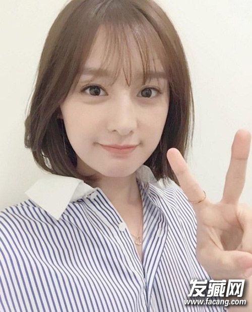 当下最流行的短发 中分短发轻松取胜 当下最流行的短发 中分短发轻松取胜 夏季流行什么短发