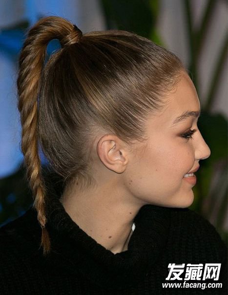 ߿˸ɶŮͬ͸Ͻ ߿Ūʲô