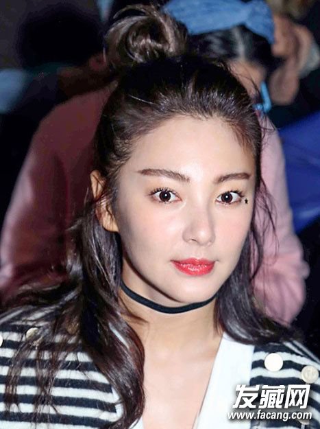 ߿˸ɶŮͬ͸Ͻ ߿Ūʲô