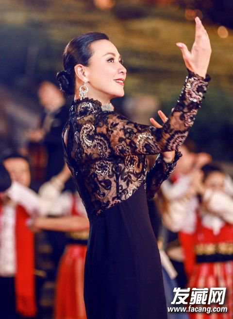 赵雅芝徐娇陈乔恩 《我们来了》8位女神发型风格迥异 赵雅芝徐娇陈乔恩 《我们来了》8位女神发型风格迥异 我们来了赵雅芝