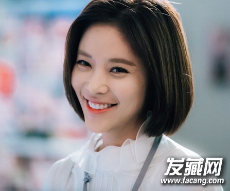 中分OR刘海?看大势女星夏日都选什么发型 中分OR刘海?看大势女星夏日都选什么发型 明星发型图片