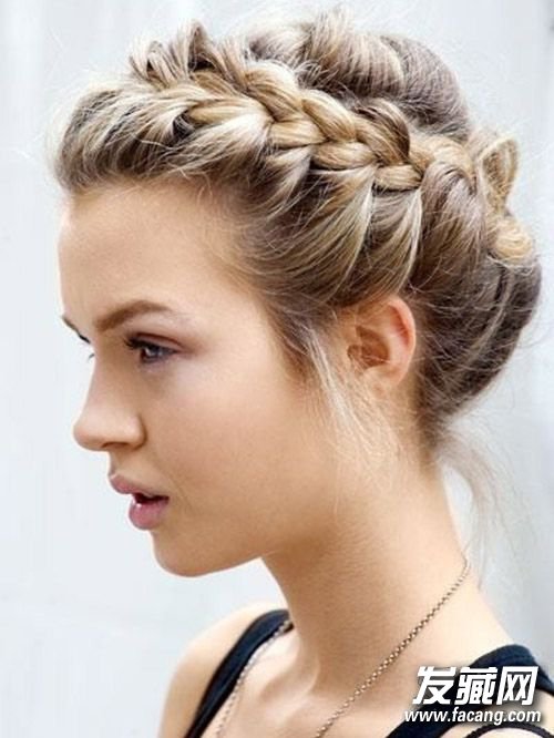 �������������ε������е���Ů������ô�ࣿ ���ο�����